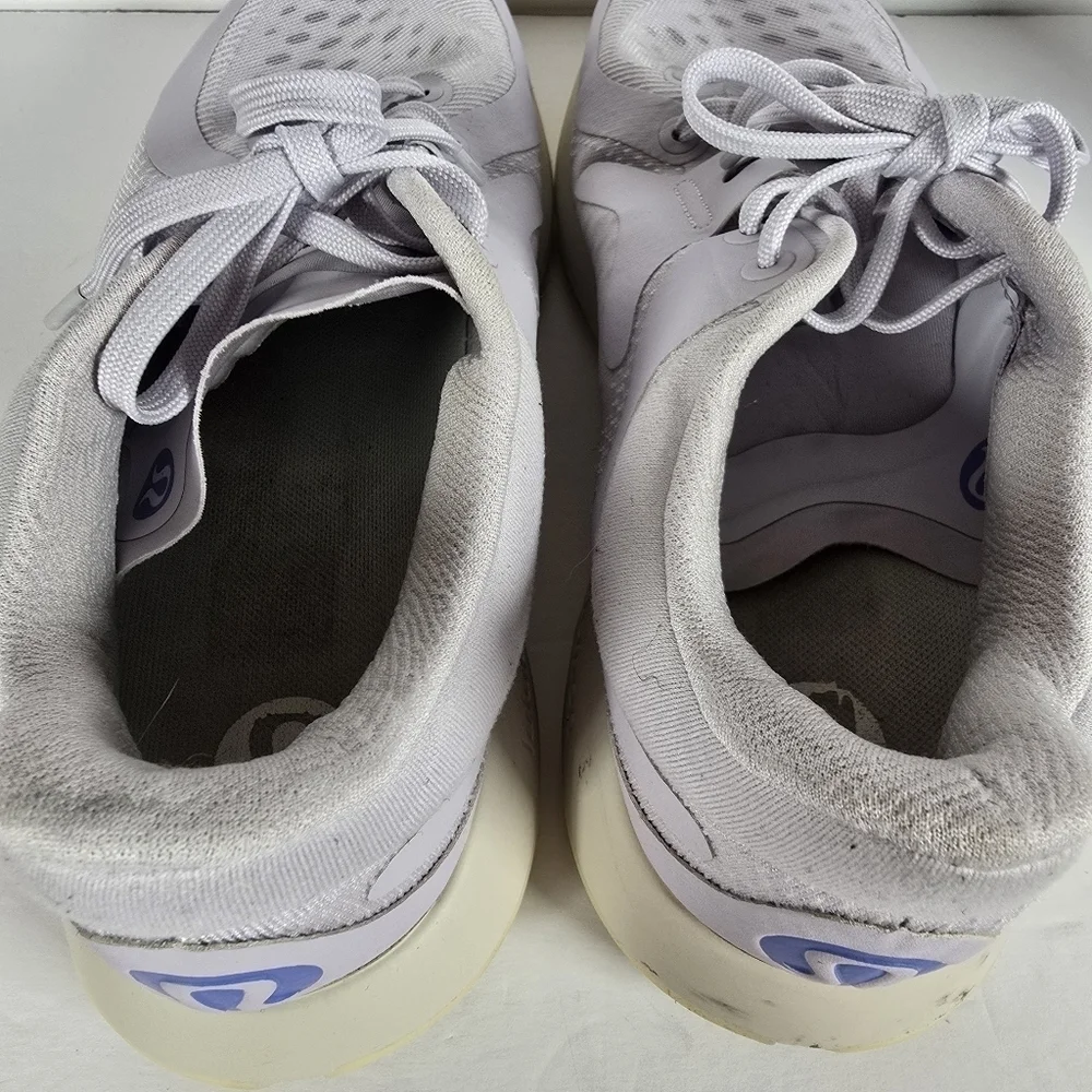 Lululemon Strongfeel Trainers Athletic Shoes Womens Light Lilac Size 10 Workout